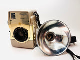 1950’s Kodak Brownie Bull’s Eye Camera Flash Outfit Kit in Box with Bulbs, Gold Version