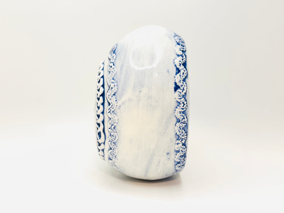 1976 Byron Molds Ceramic Easter Egg