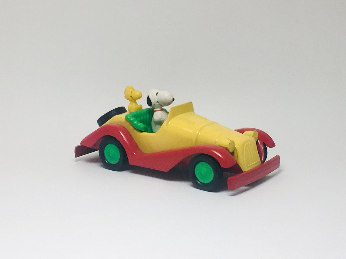 SOLD! 1965 Aviva Toy Co. Snoopy and Woodstock in a race car