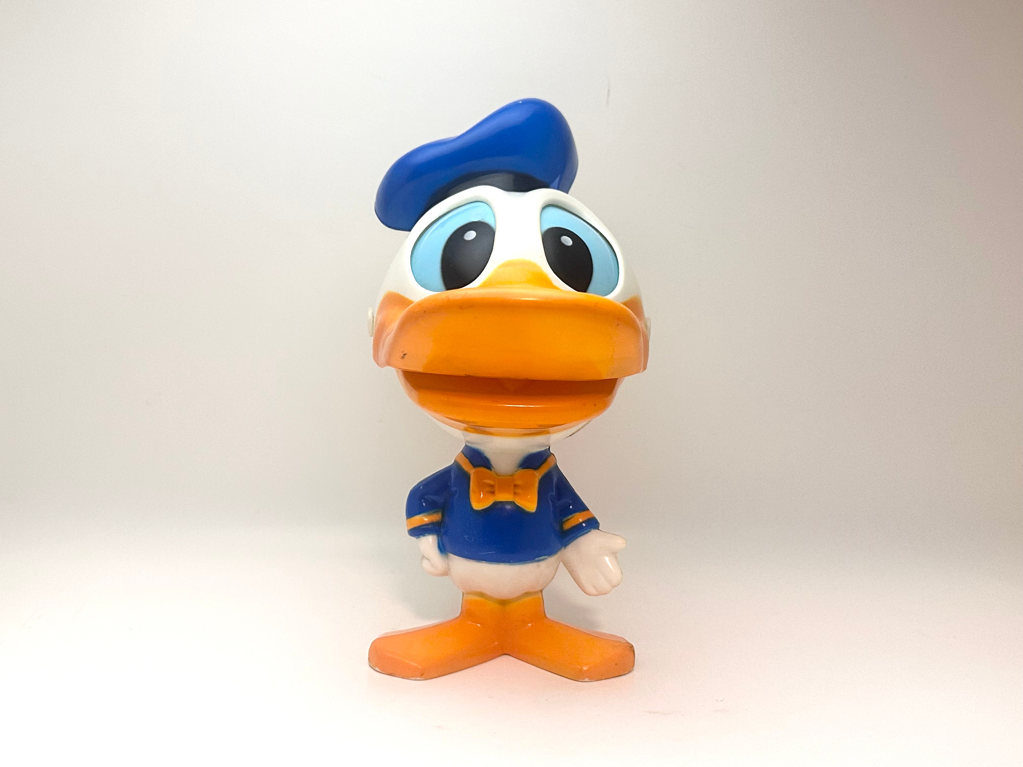 リール Donald Duck 1976 Donald Duck Talking Pull String Toy