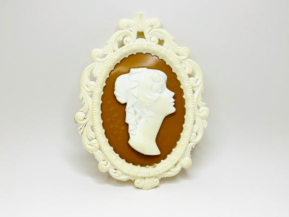 Vintage Plastic Cameo Wall Plaque