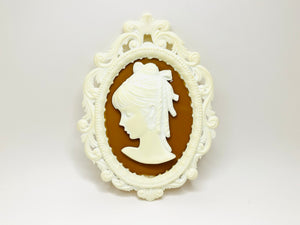 Vintage Plastic Cameo Wall Plaque