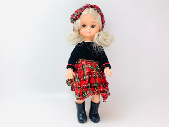 Vintage Friends of Foreign Lands Miss Scotland Doll
