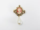 Vintage Cameo Brooch