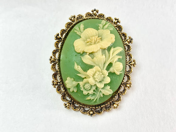 Vintage Gerrys Floral Cameo Pendant Brooch
