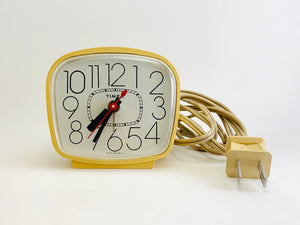 Vintage Timex Electric Clock Model 7812