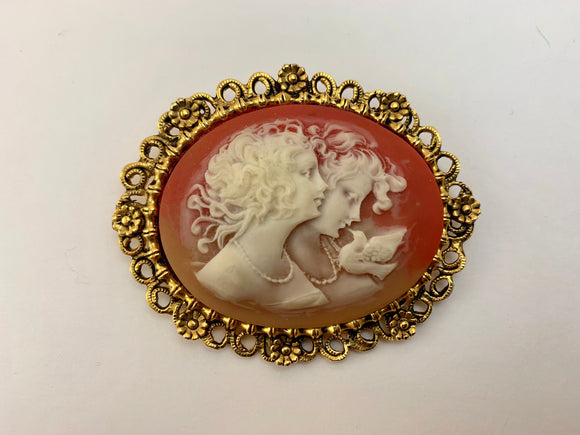 SOLD! 1930-40’s Cameo Shell Brooch